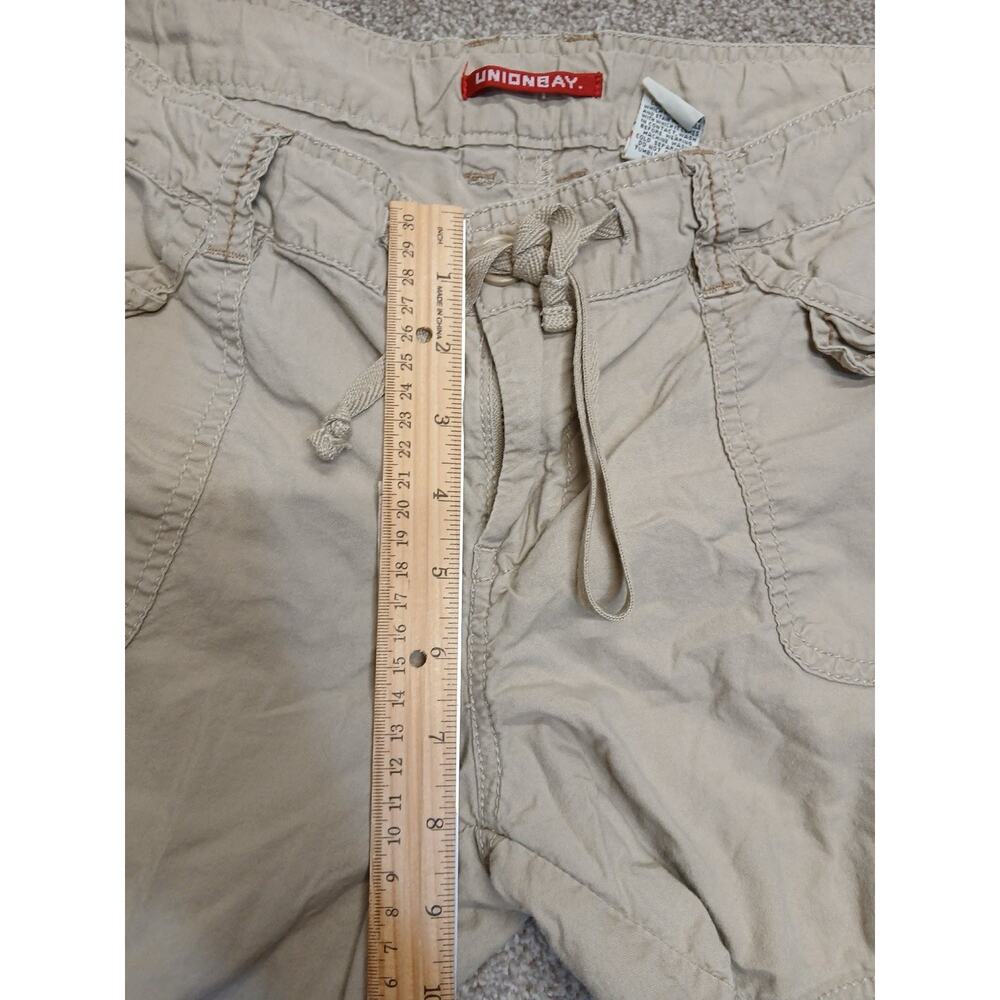 Y2K Indie Sleaze UNIONBAY Low Rise Cargo Shorts Sz 11 Khaki Cotton Utility 2000s - Picture 8 of 12